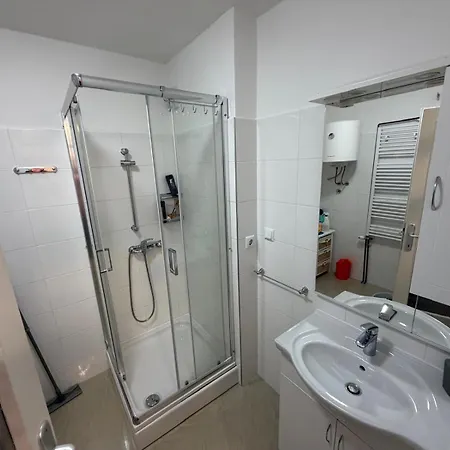 Apartman Nora *
